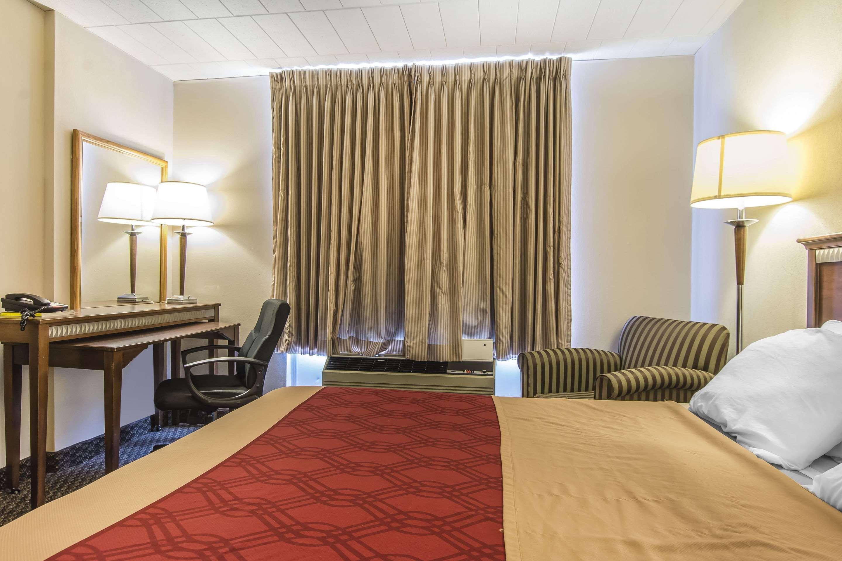 Econo Lodge Orillia Ngoại thất bức ảnh