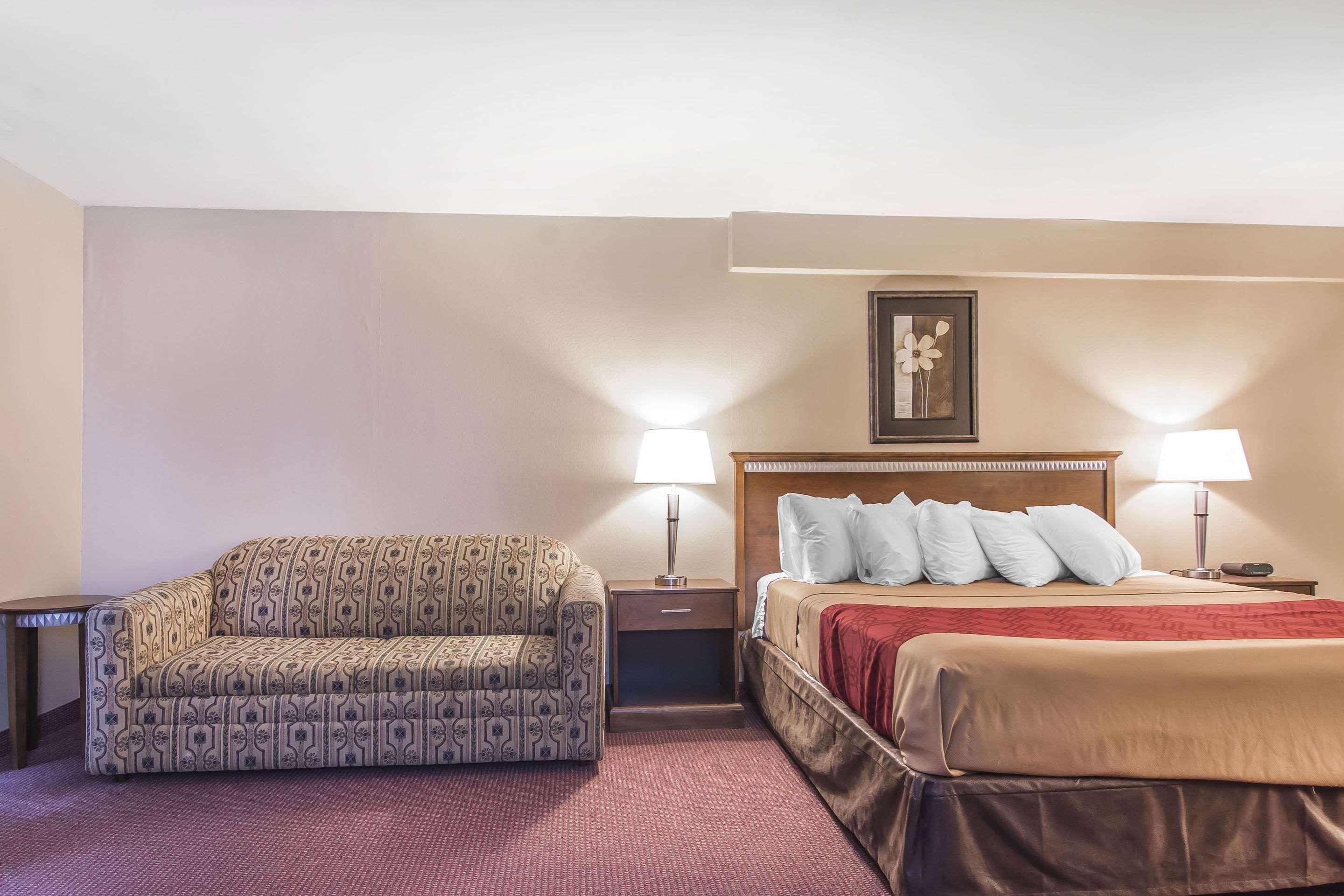 Econo Lodge Orillia Ngoại thất bức ảnh