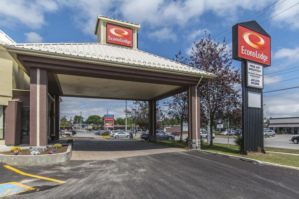 Econo Lodge Orillia Ngoại thất bức ảnh