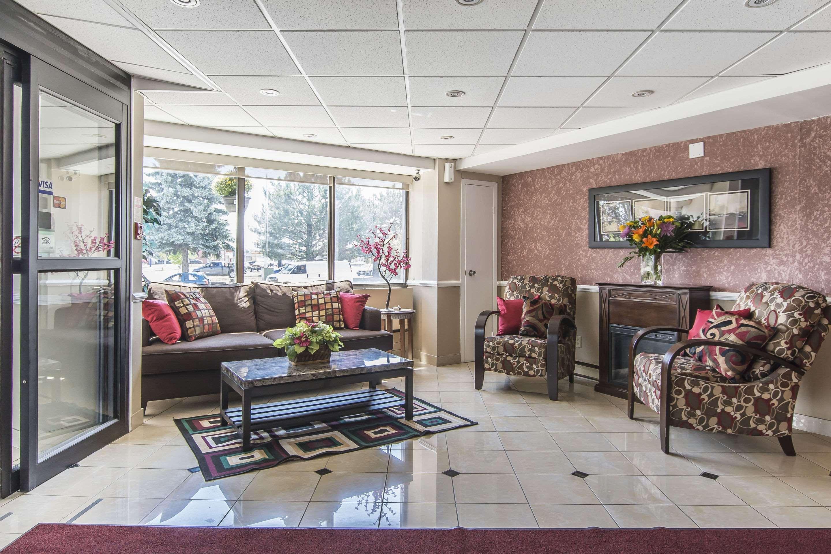 Econo Lodge Orillia Ngoại thất bức ảnh